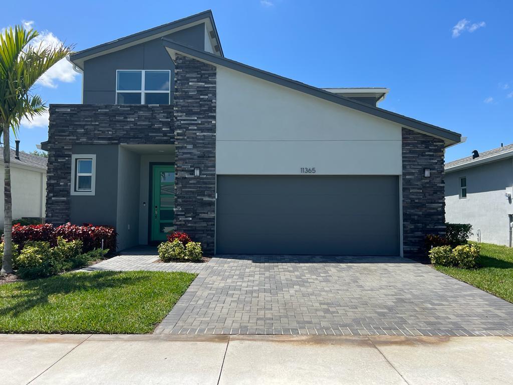 11365 Lyra Dr, Port Saint Lucie, FL 34987