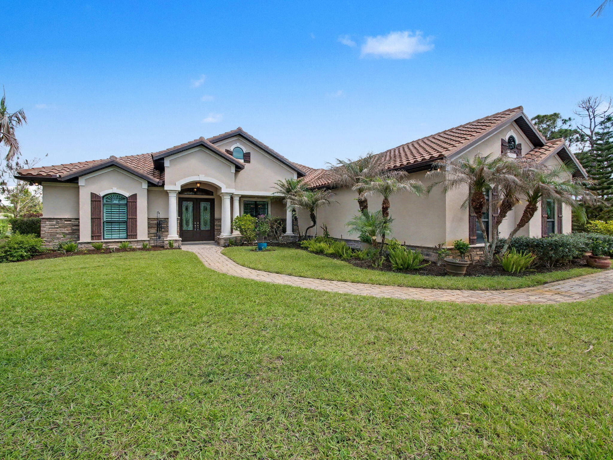 774 SW Winston Ave, Palm City, FL 34990 photo