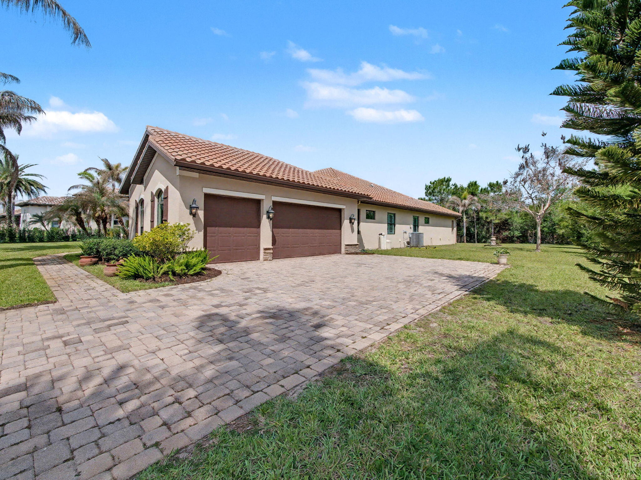 774 SW Winston Ave, Palm City, FL 34990 photo