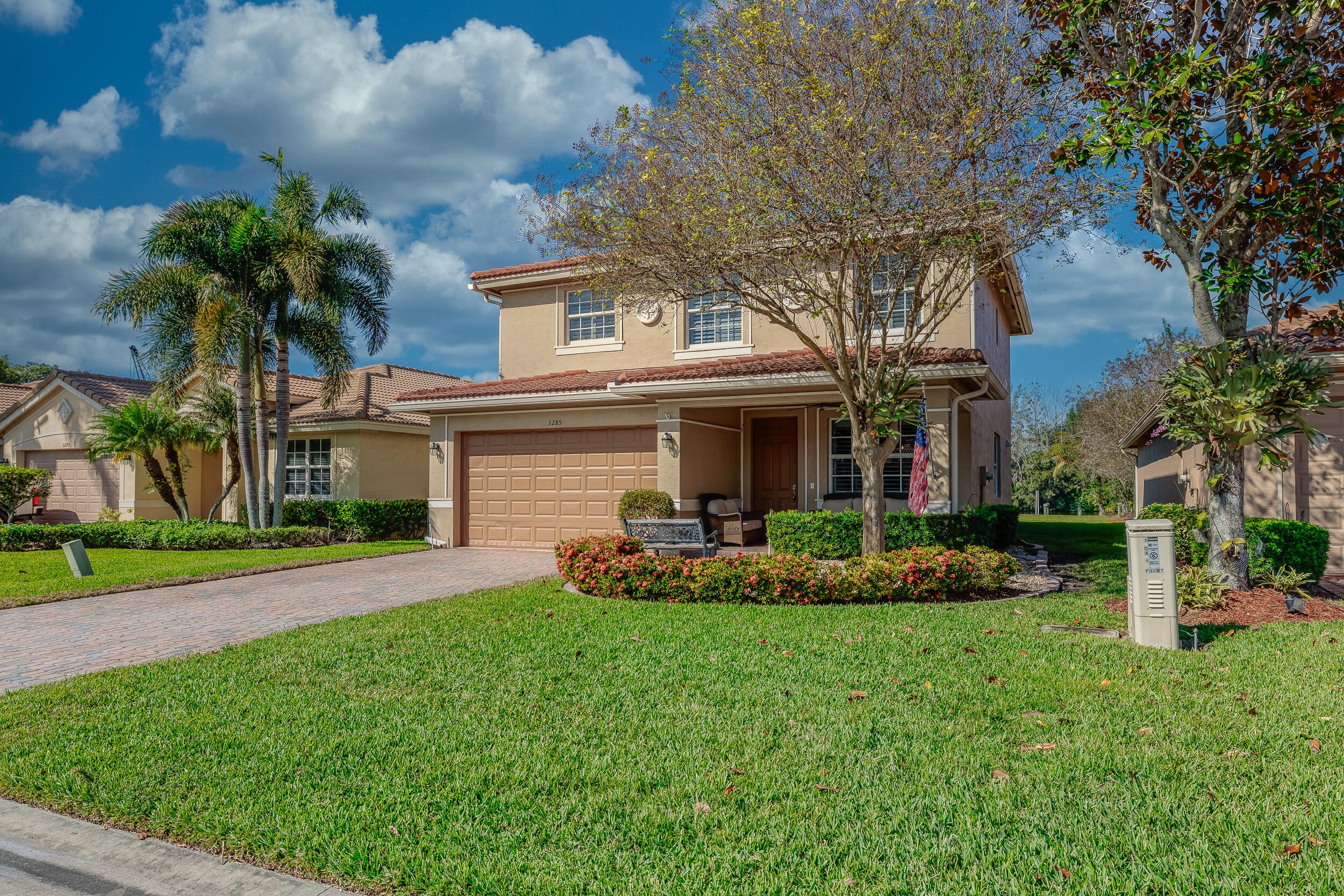 3285 SW Porpoise Cir, Stuart, FL 34997 photo