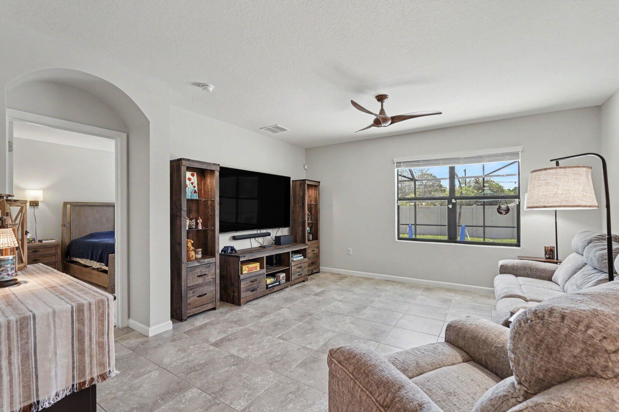 730 Country Rd, Palm Bay, FL 32909 photo