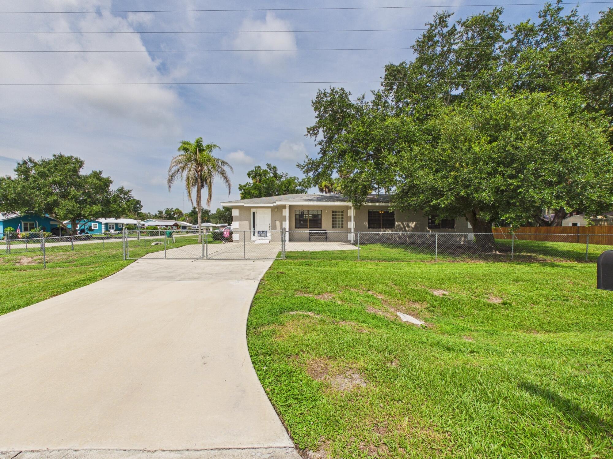 2151 32 Ave, Okeechobee, FL 34974
