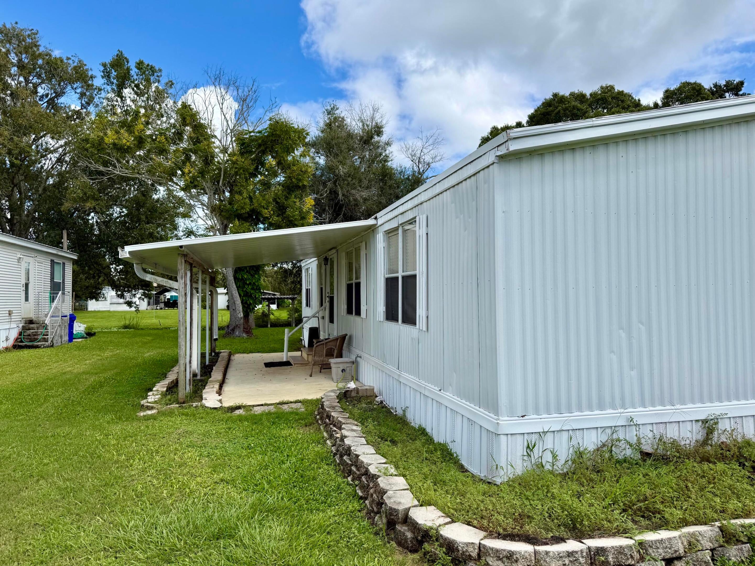 405 SE 8 St, Okeechobee, FL 34974 photo