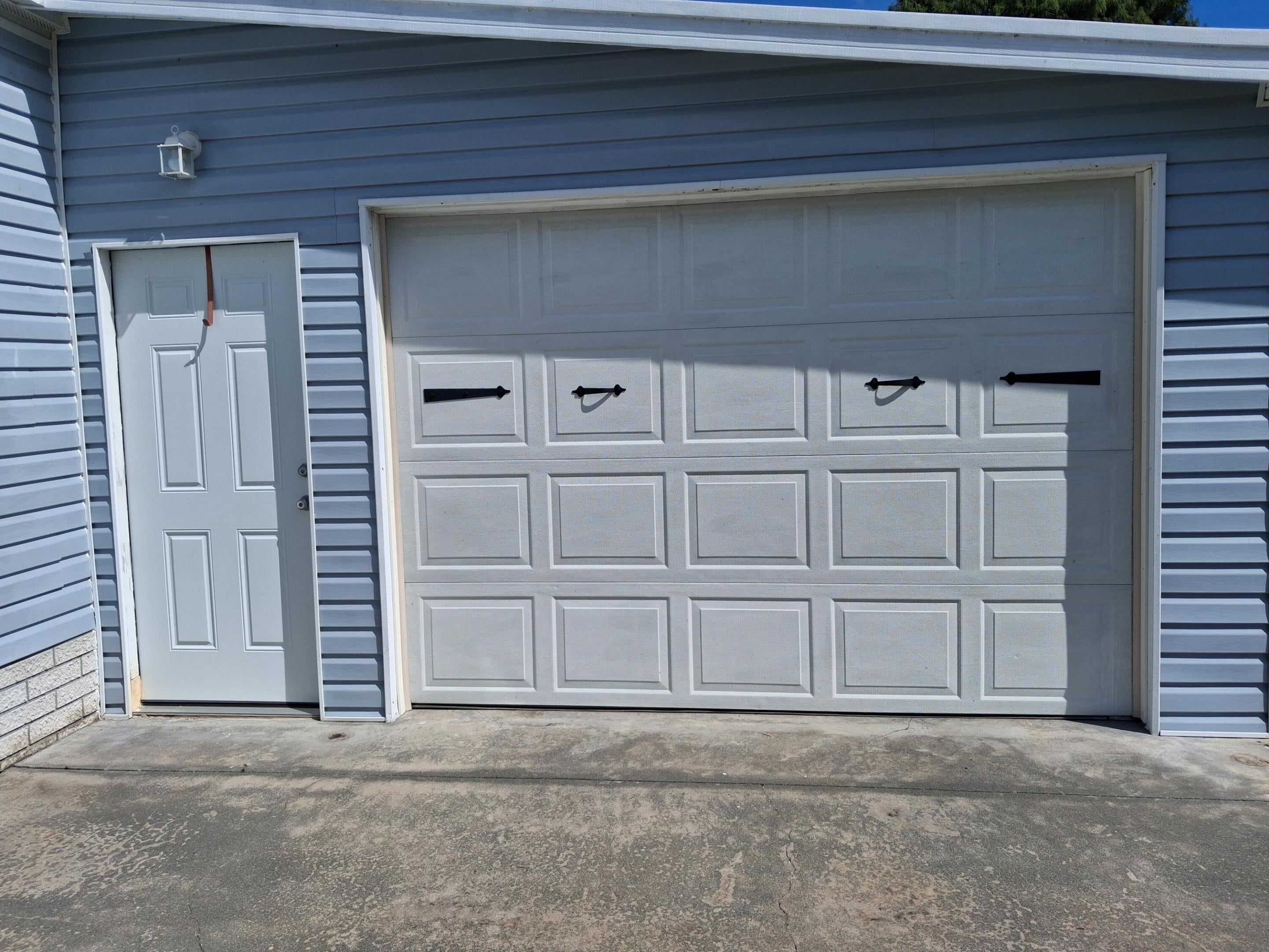 1555 SW 35 Cir, Okeechobee, FL 34974 photo