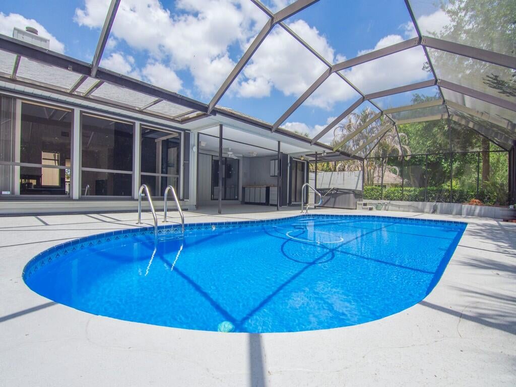 1070 47 Ave, Vero Beach, FL 32968