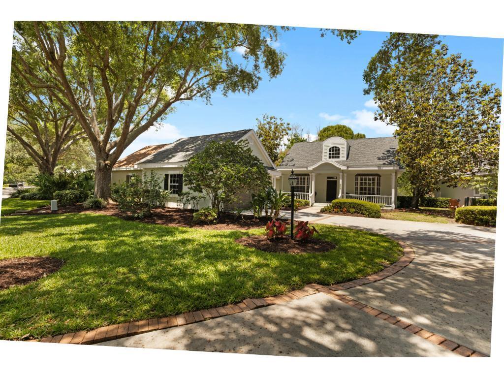 814 Carolina Cir, Vero Beach, FL 32962 photo