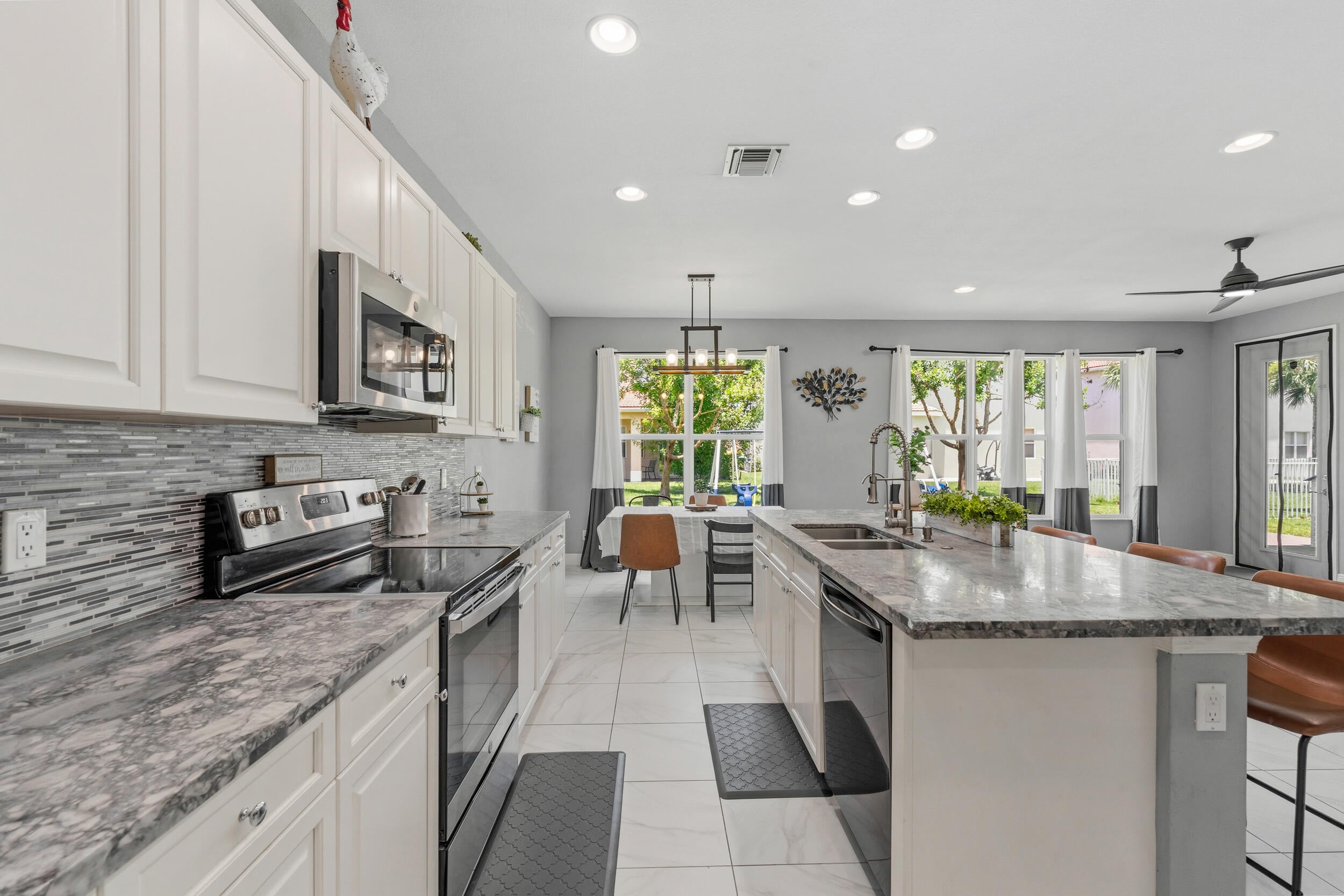 1327 NW Leonardo Cir, Port Saint Lucie, FL 34986 photo