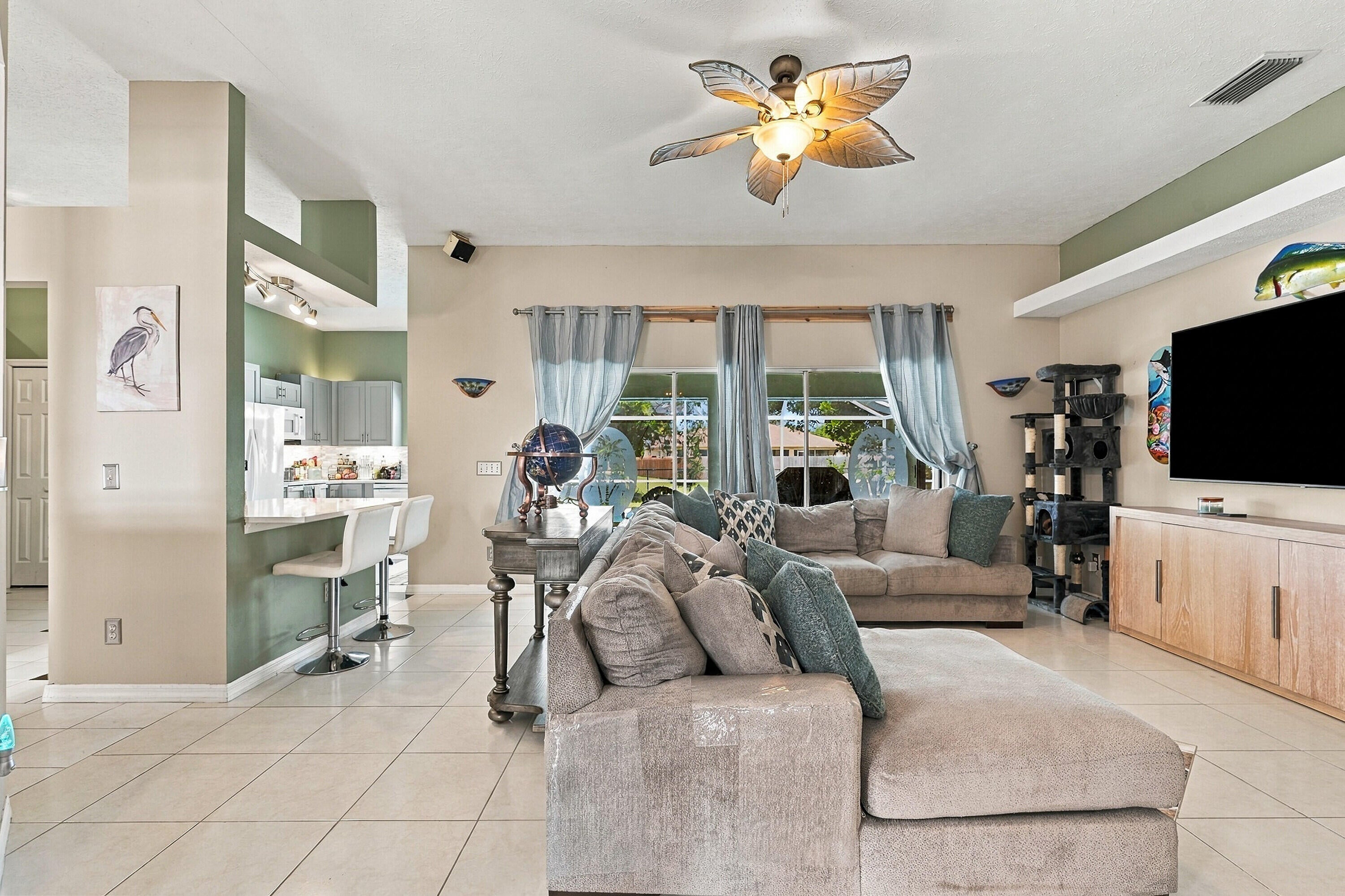 2801 SE Hutchings Ave, Port Saint Lucie, FL 34952 photo