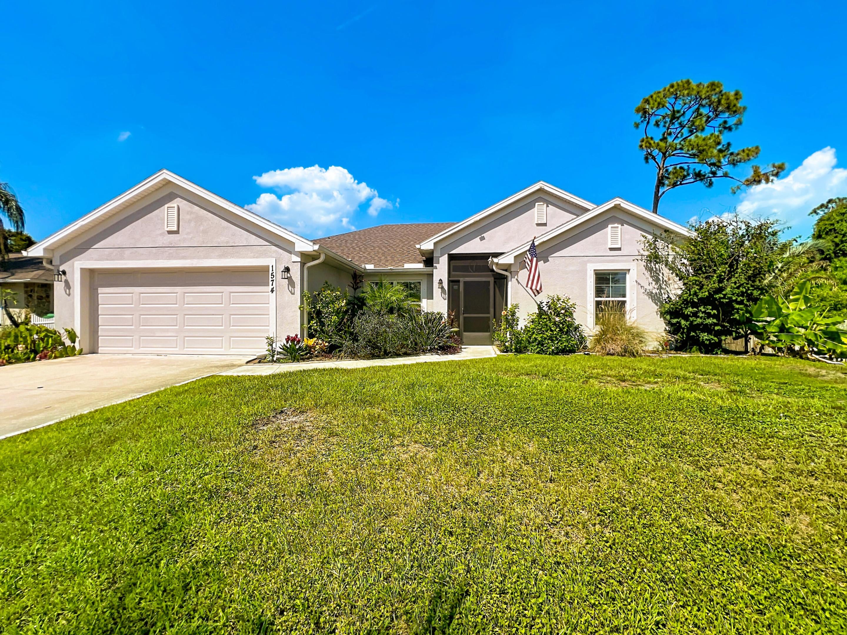 1574 Quiescent Ln, Sebastian, FL 32958