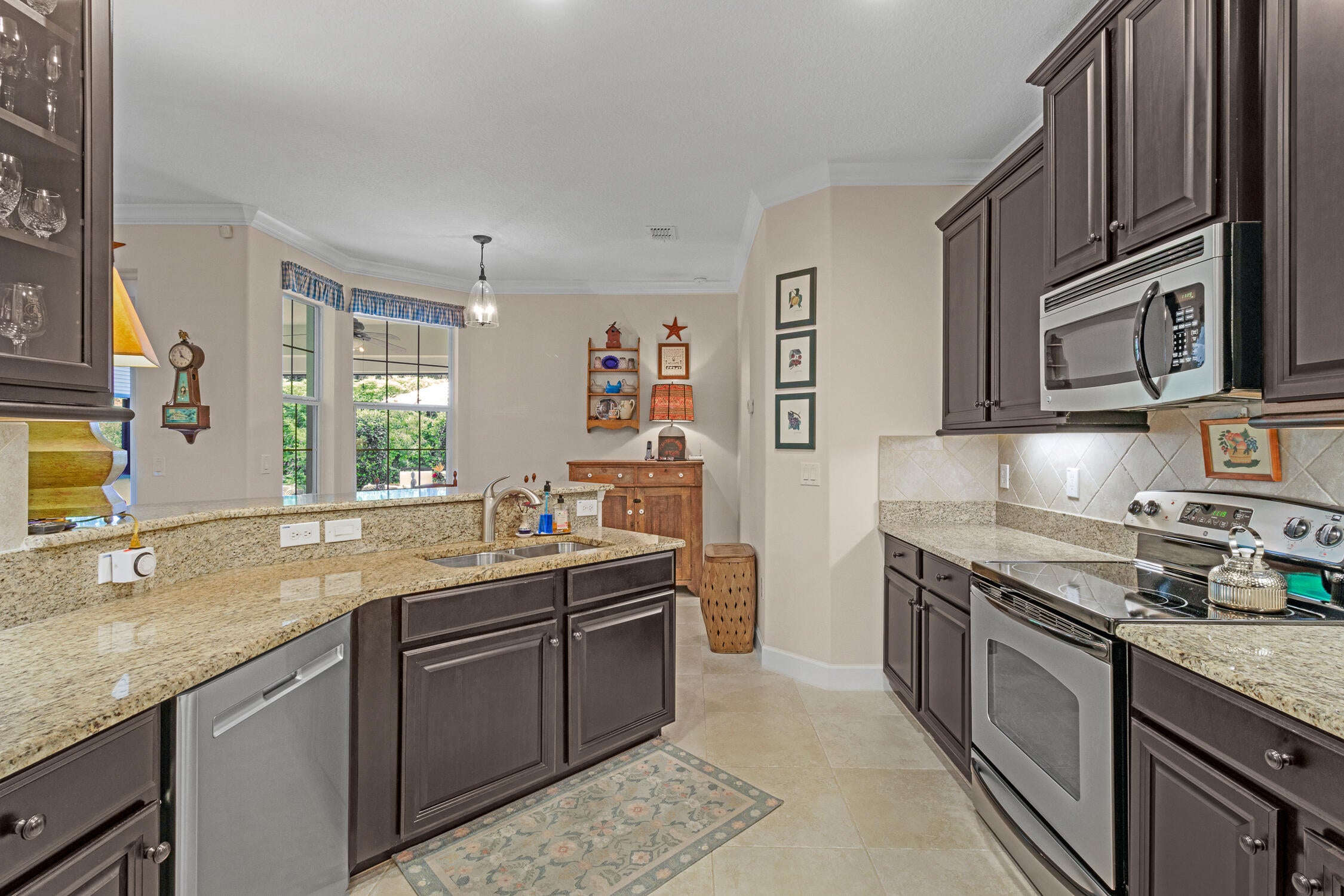 4241 Diamond Sq, Vero Beach, FL 32967 photo