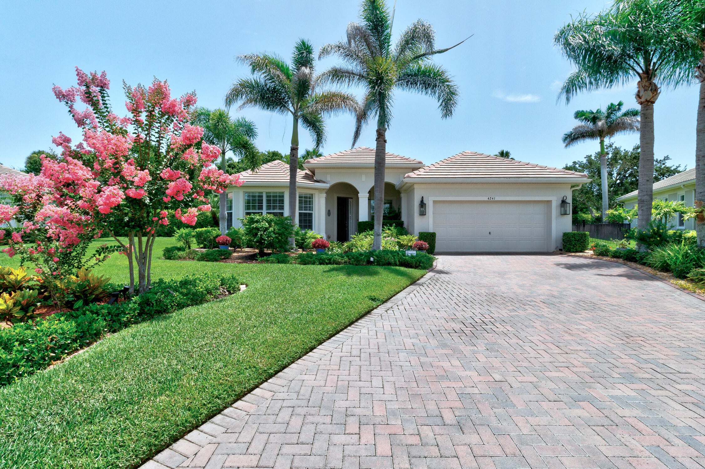 4241 Diamond Sq, Vero Beach, FL 32967