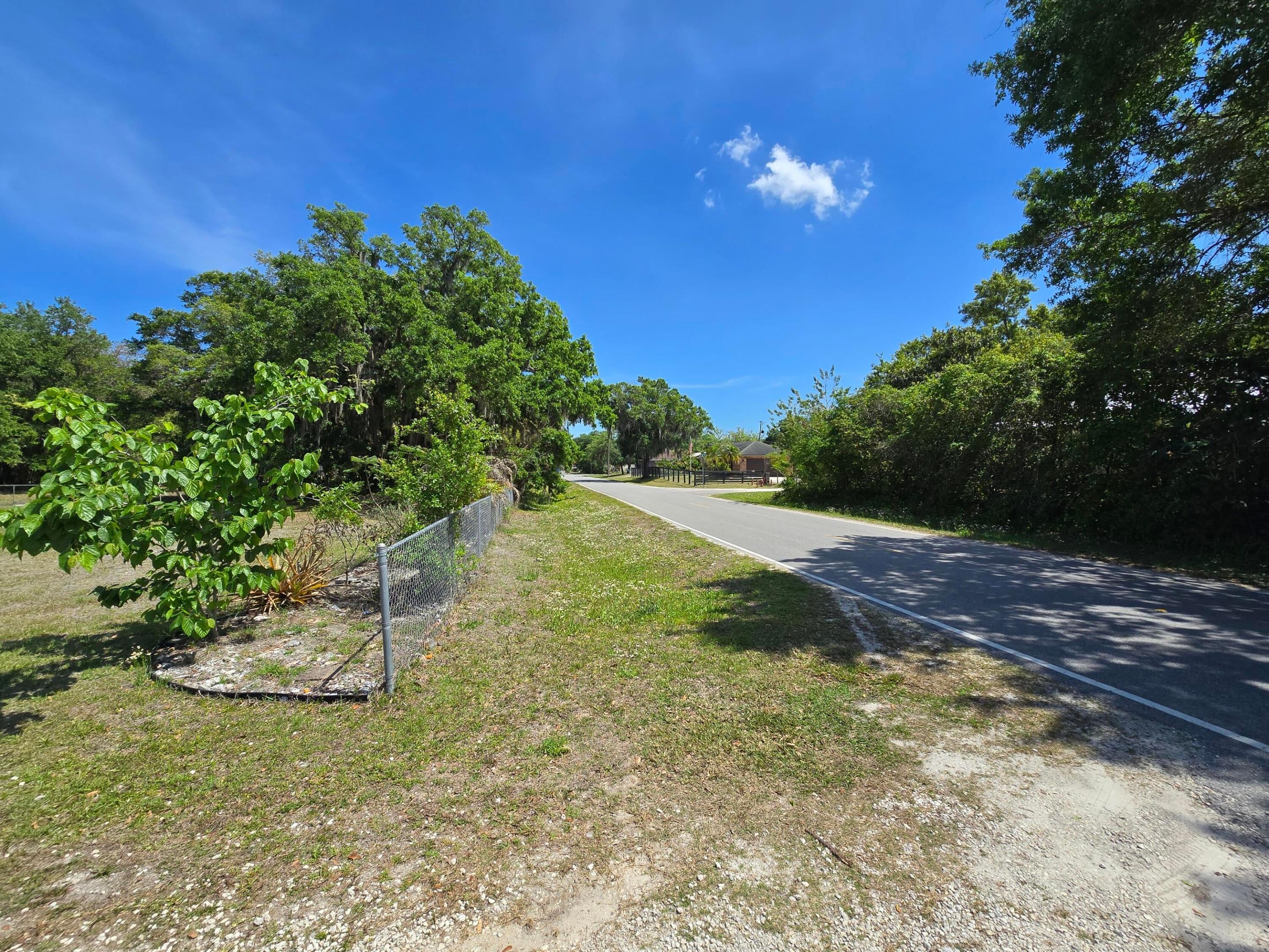 144 N Elm St, Fellsmere, FL 32948 photo