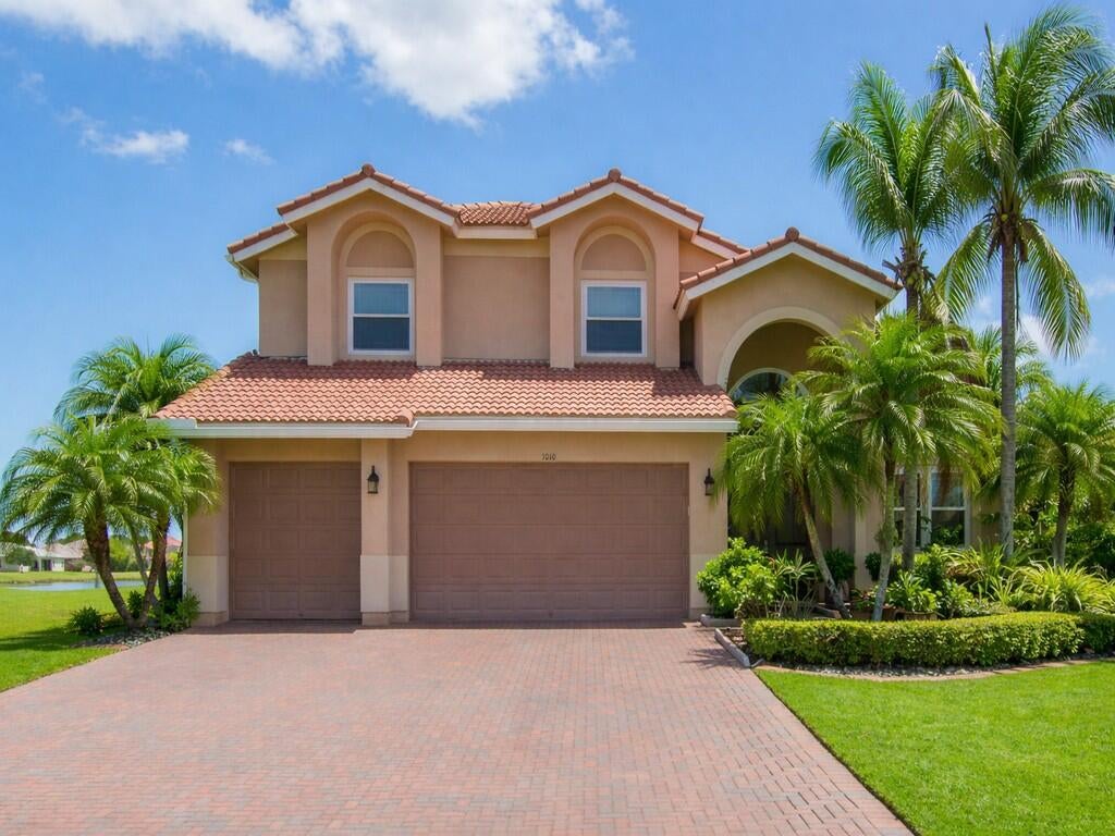 1010 Ruby Avenue Ave, Vero Beach, FL 32968