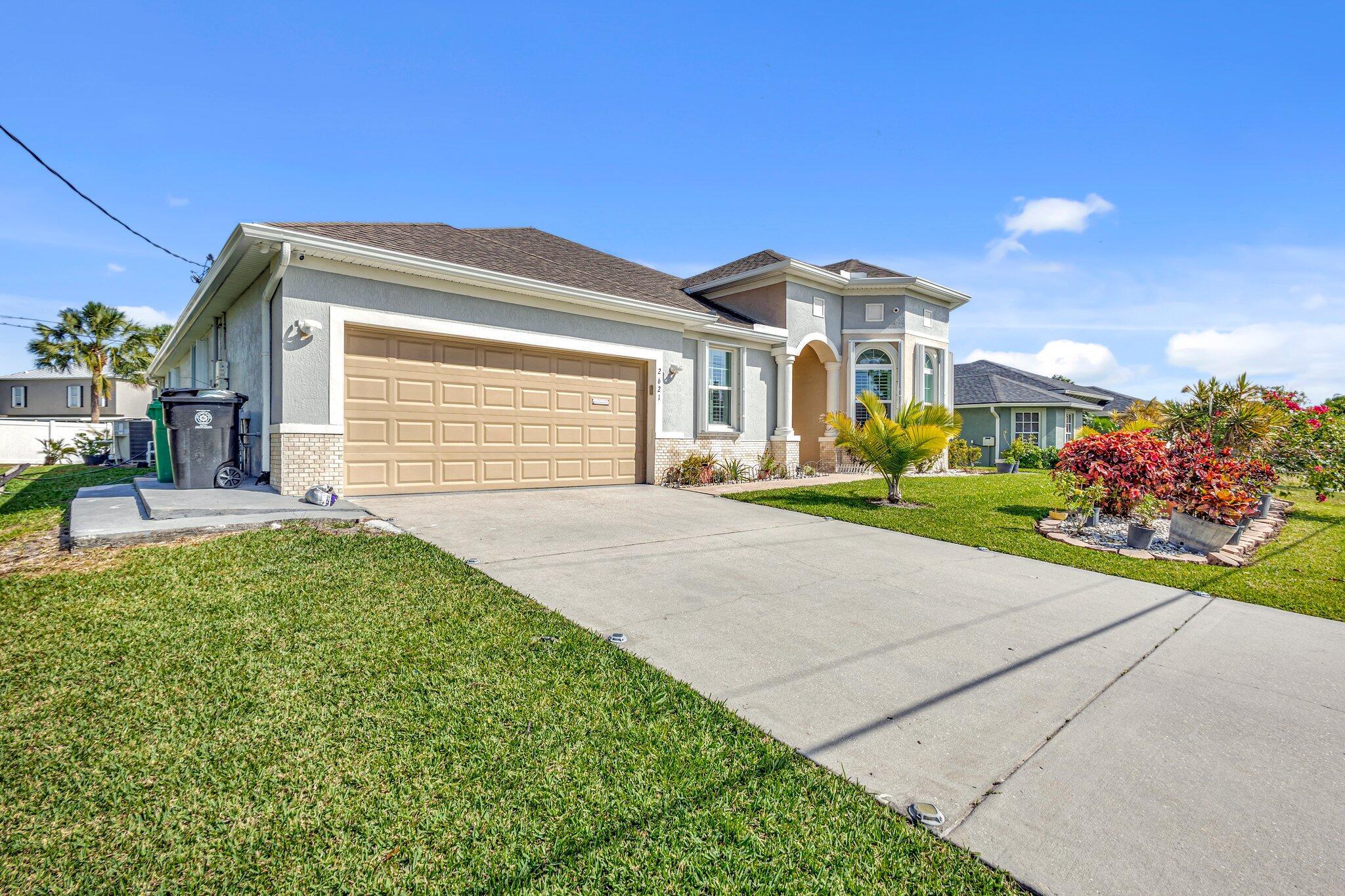 2621 SW Feather Terrace, Port Saint Lucie, FL 34953 photo