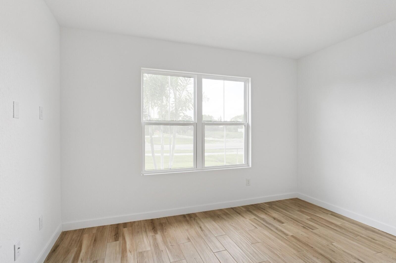 1726 SW Dreyfuss Blvd, Port Saint Lucie, FL 34953 photo