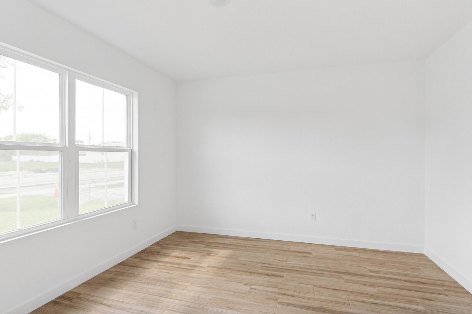 1726 SW Dreyfuss Blvd, Port Saint Lucie, FL 34953 photo