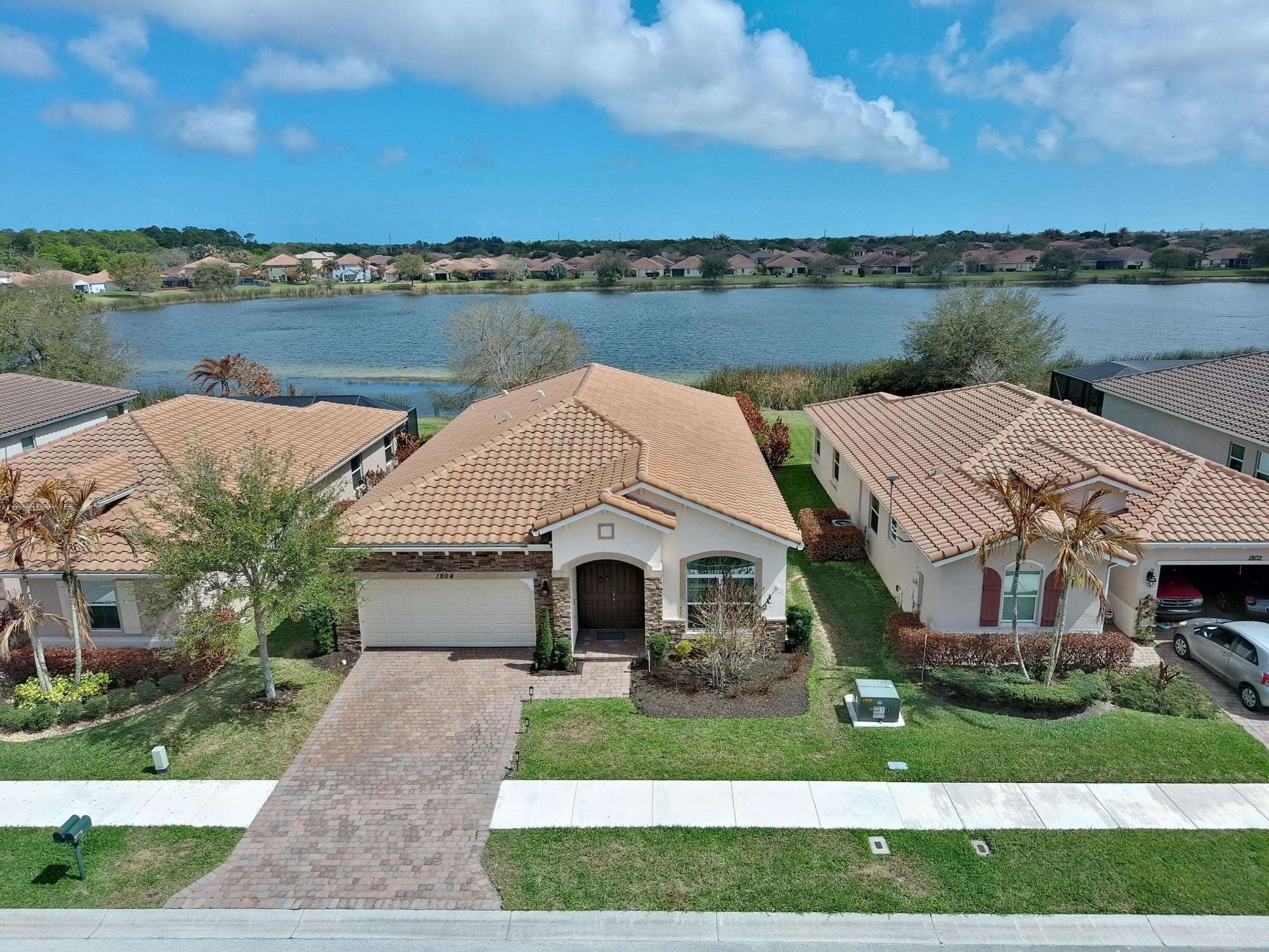 1804 Berkshire Cir, Vero Beach, FL 32968