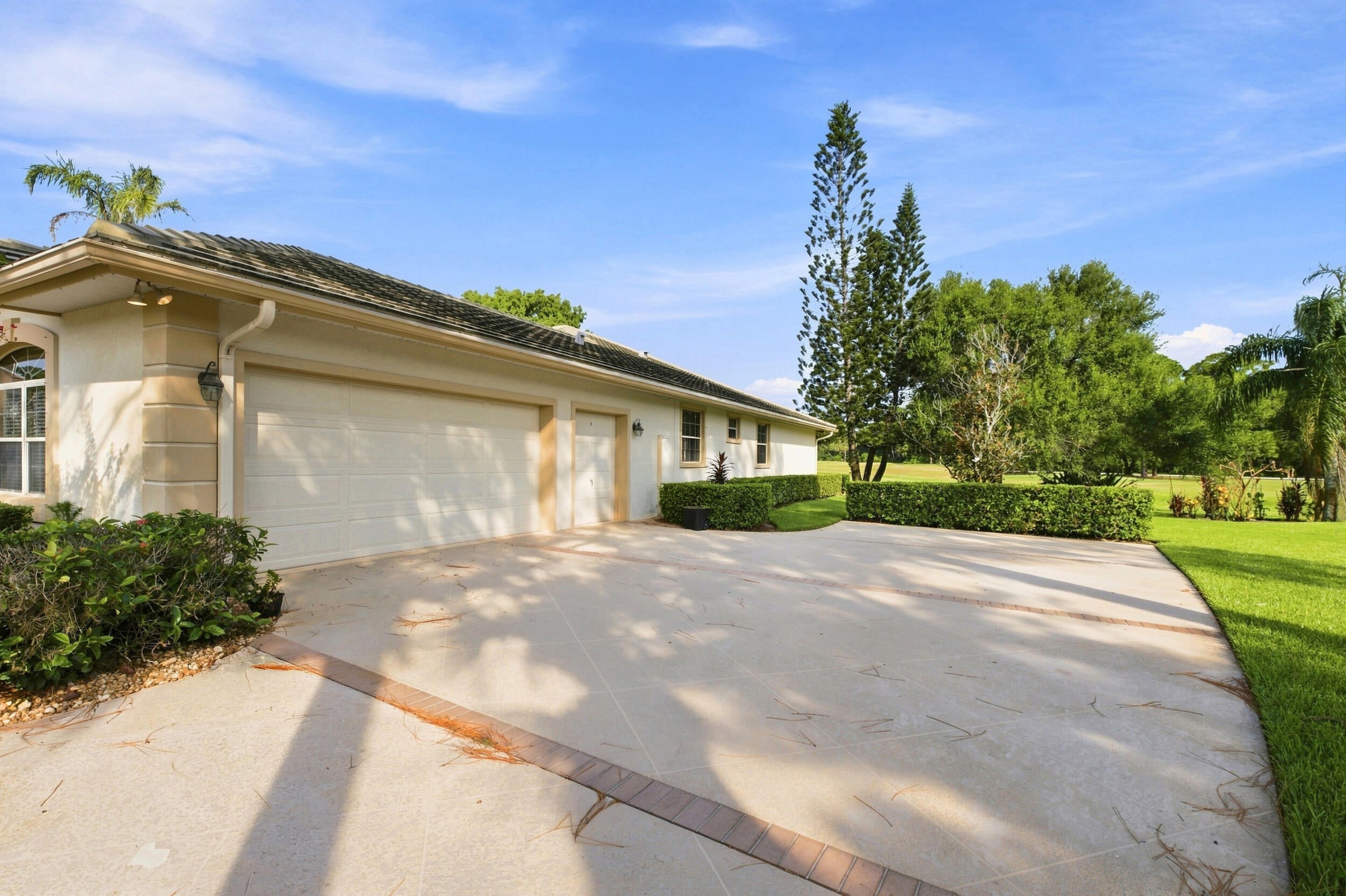 3608 Twin Lake Terrace, Fort Pierce, FL 34951 photo