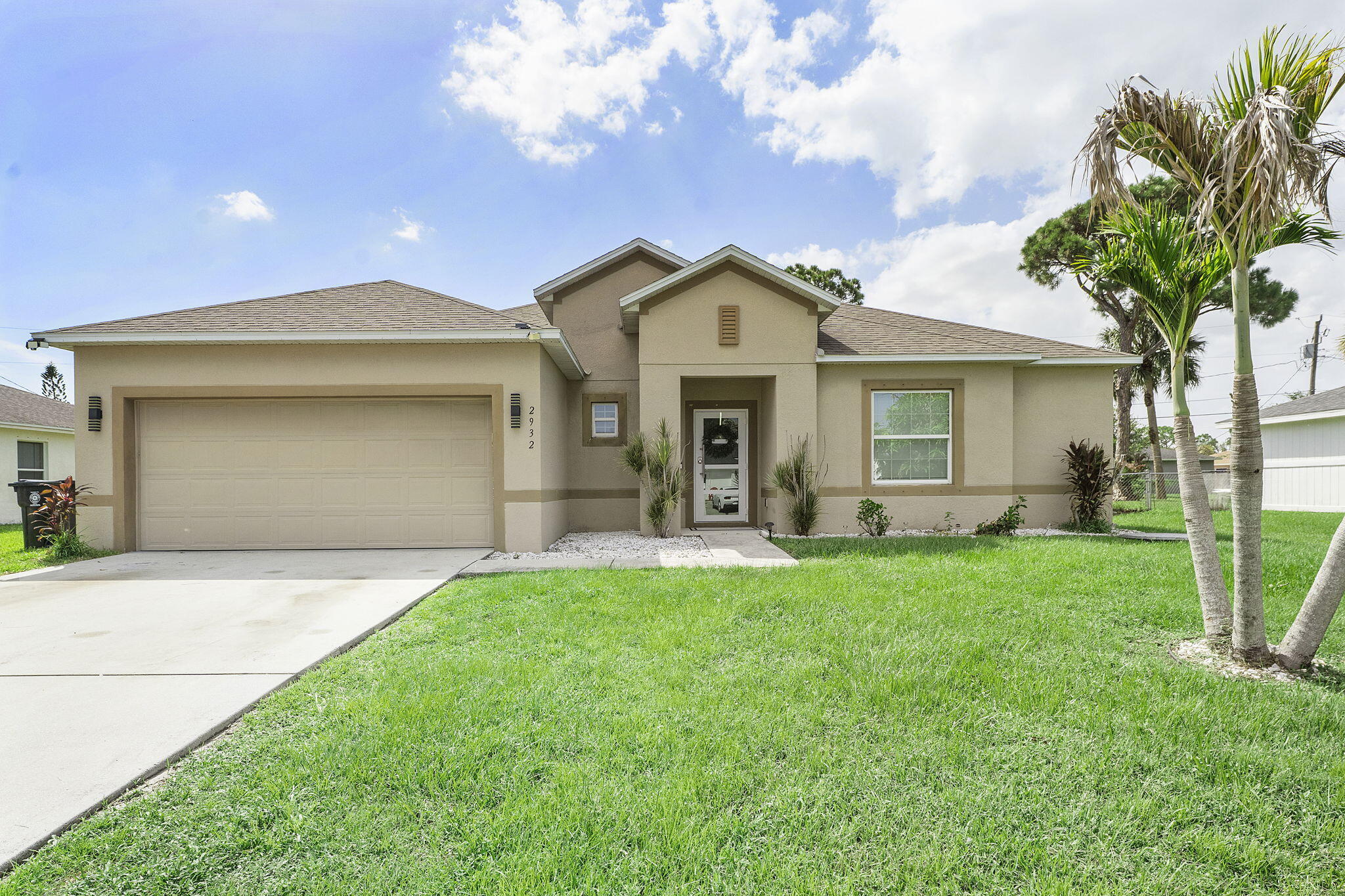 2932 SW Van Buren Terrace, Port Saint Lucie, FL 34953 photo