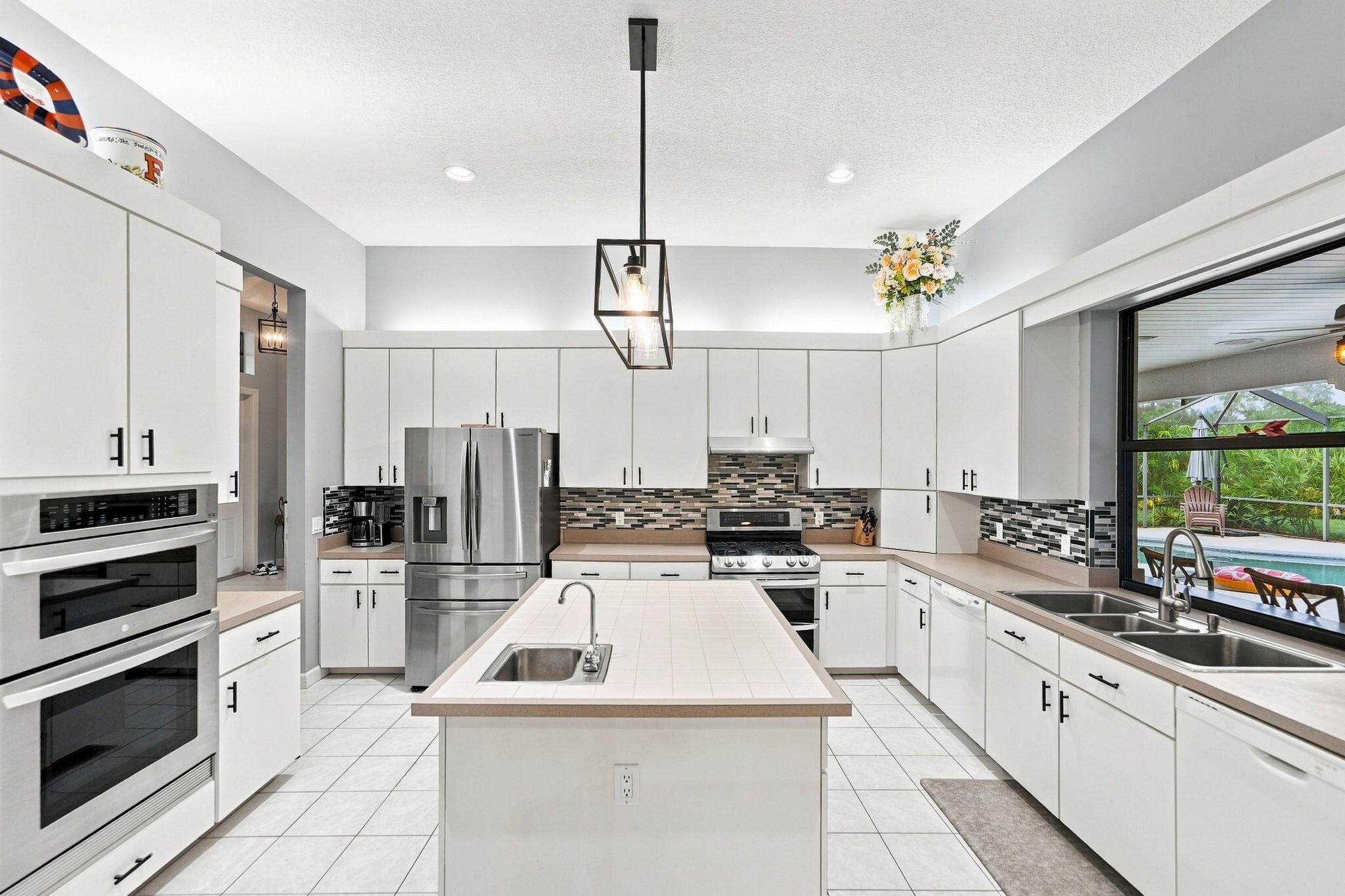 756 SW Pelican Cv, Port Saint Lucie, FL 34986 photo