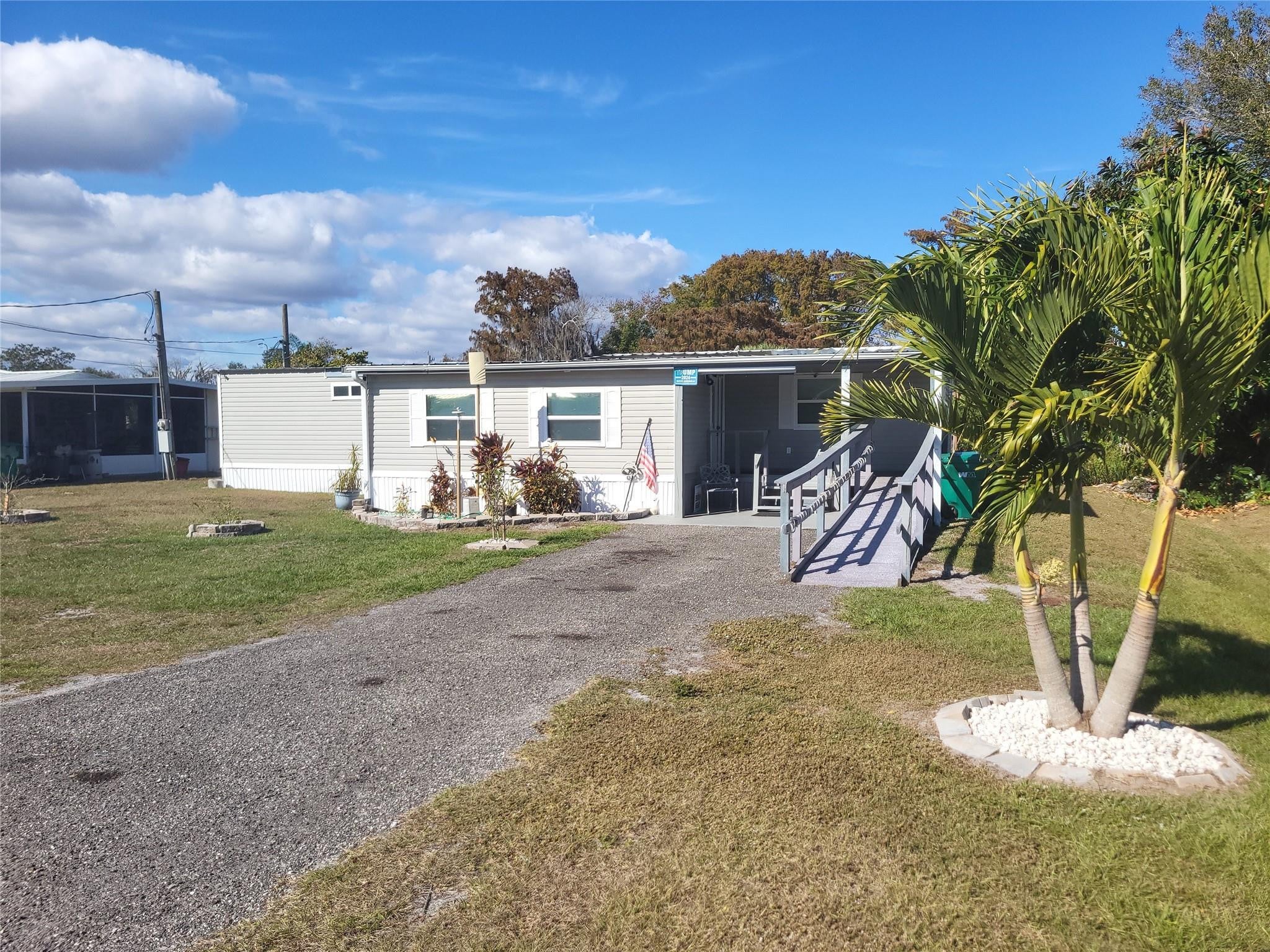 4037 SE 27 St, Okeechobee, FL 34974 photo