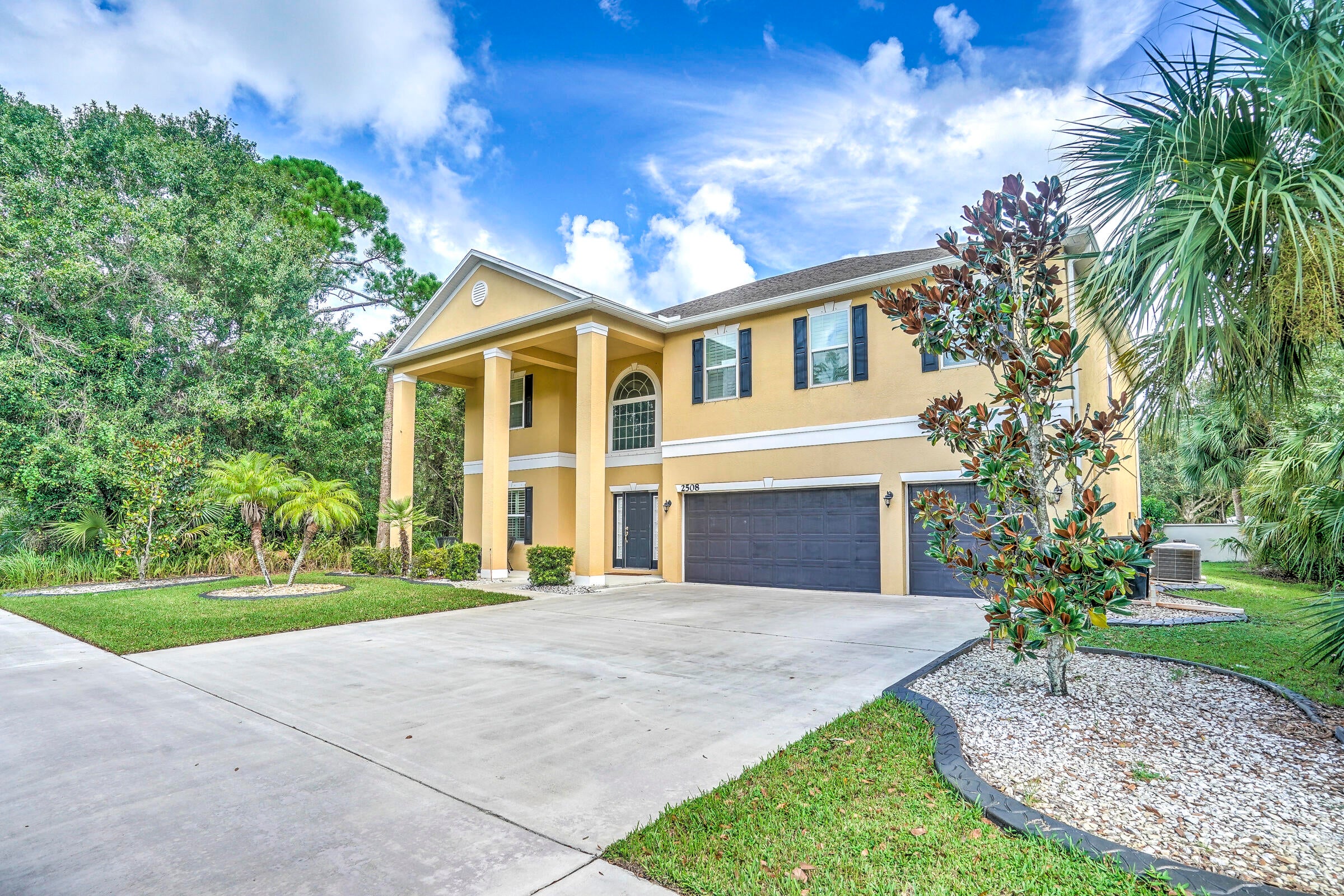 2508 Madewood Dr, Fort Pierce, FL 34981 photo