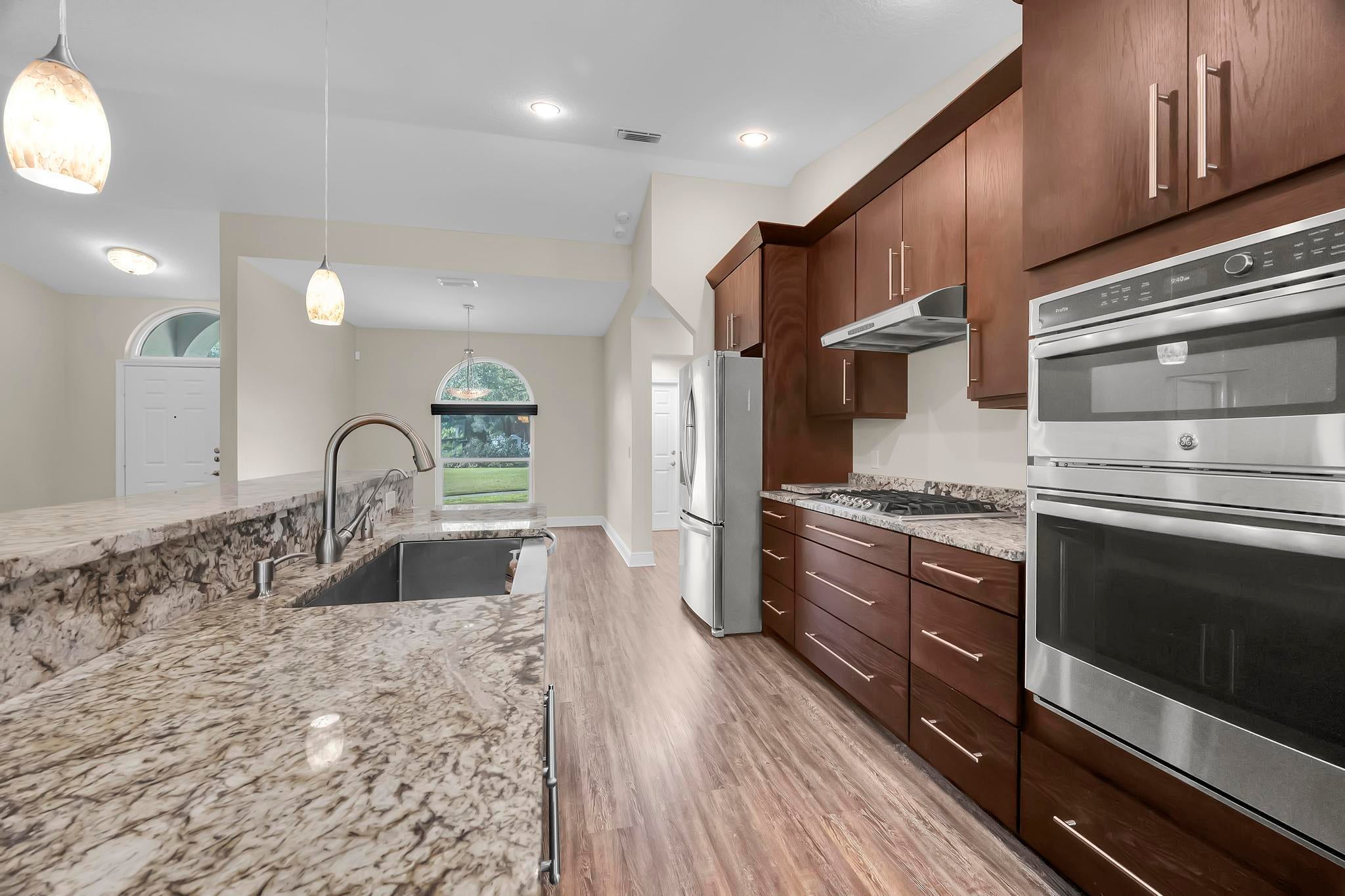 8330 Hidden Pines Rd, Fort Pierce, FL 34945