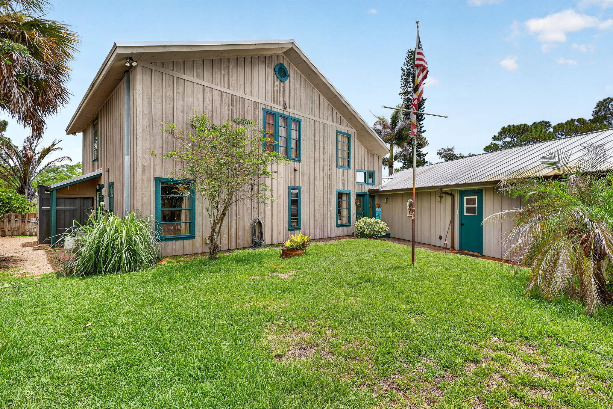 2483 SW Murphy Rd, Palm City, FL 34990 photo