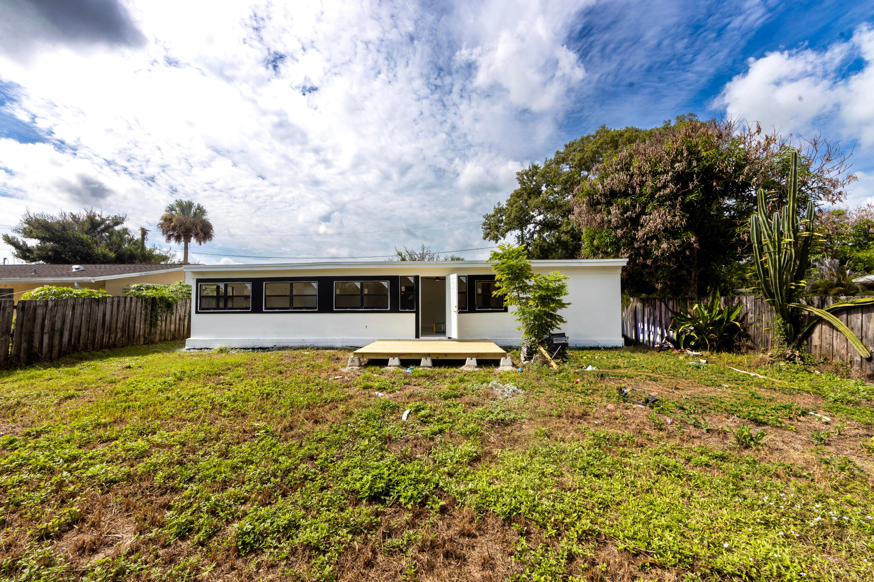 2308 Georgia Ave, Fort Pierce, FL 34950 photo