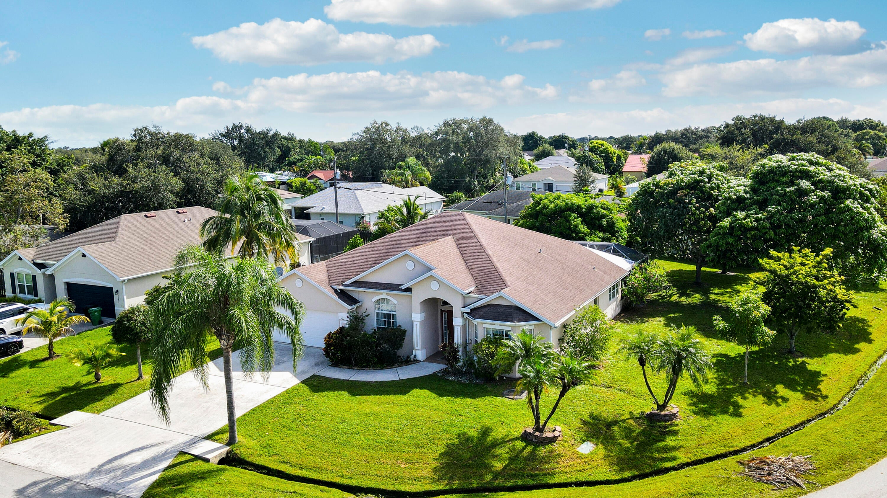 2085 Aladdin St, Port Saint Lucie, FL 34953