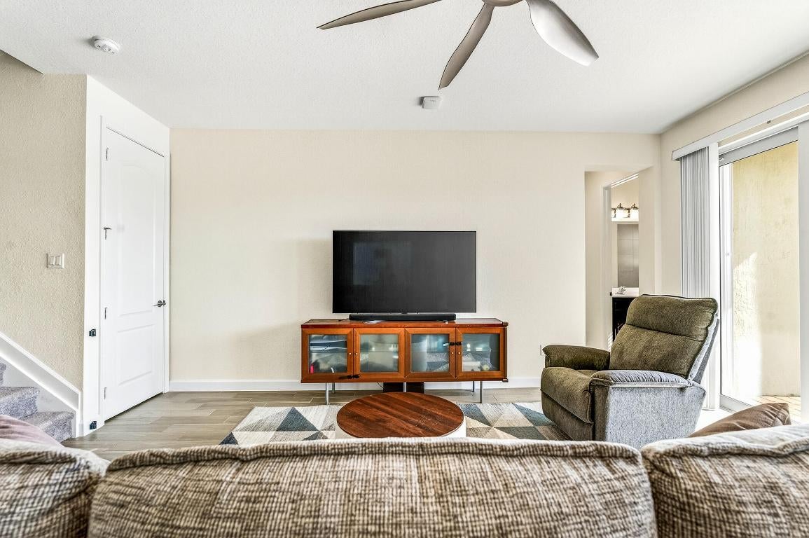 5986 Sequoia Cir, Vero Beach, FL 32967 photo