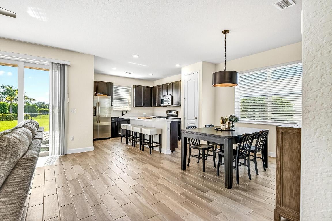 5986 Sequoia Cir, Vero Beach, FL 32967 photo