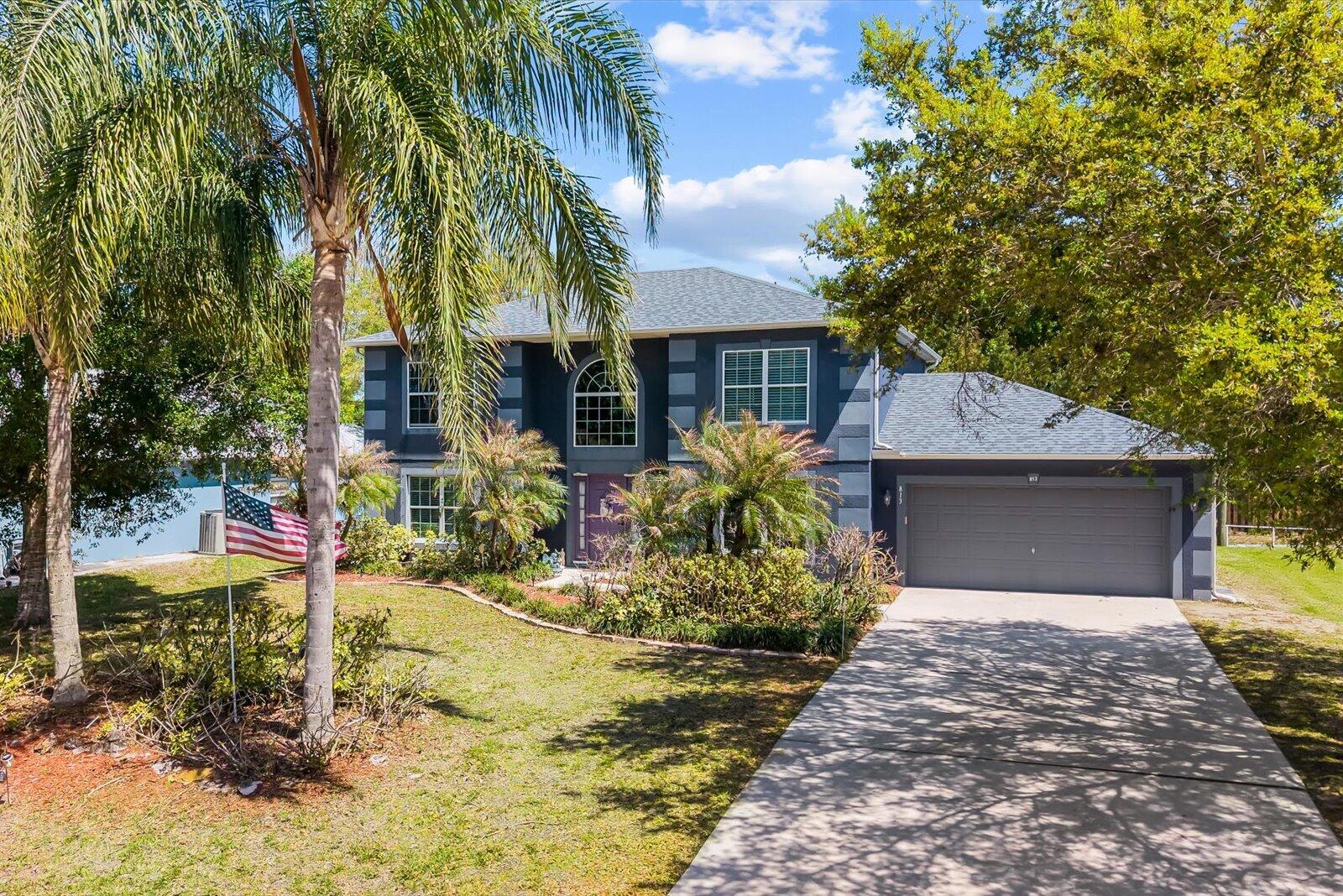 813 Evernia St, Sebastian, FL 32958 photo