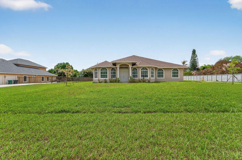 376 Paar Dr, Port Saint Lucie, FL 34953