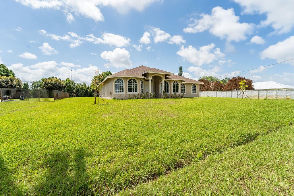 376 SW Paar Dr, Port Saint Lucie, FL 34953 photo