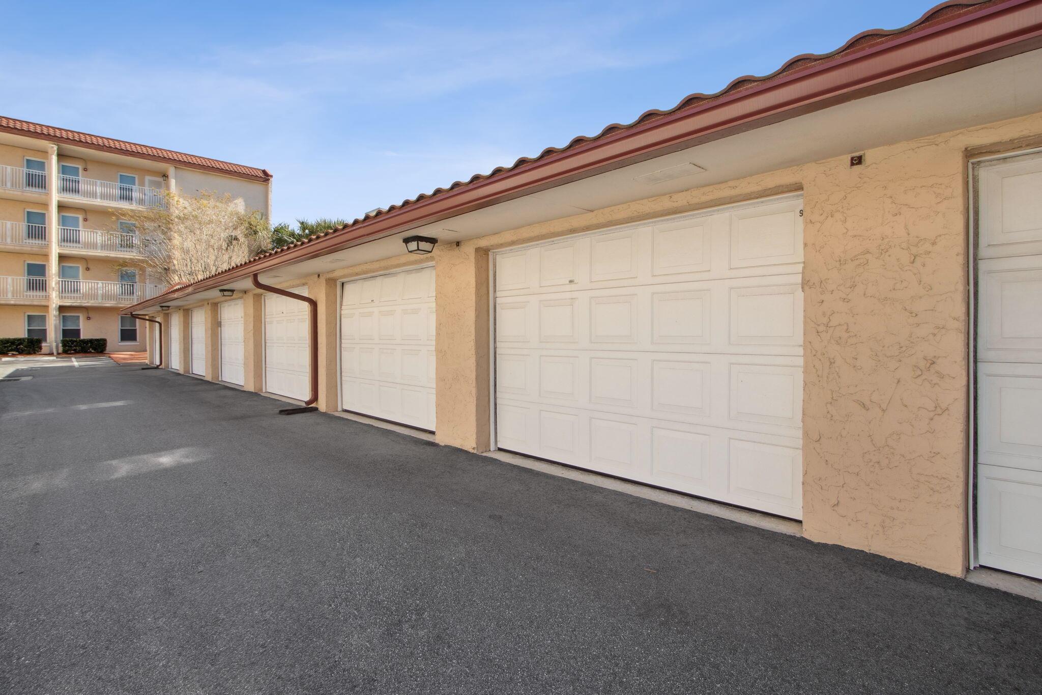 Condominium in Fernandina Beach FL 3420 S Fletcher Avenue #401 25.jpg