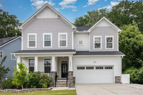 Single Family Residence in Apex NC 2914 Farmhouse Drive.jpg