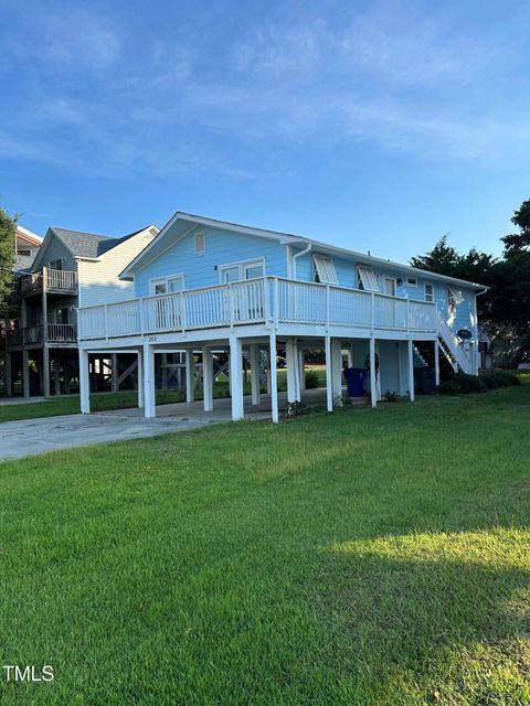 Single Family Residence in Carolina Beach NC 202 Georgia Avenue.jpg
