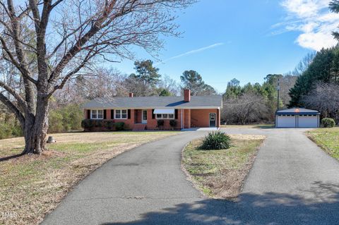 Single Family Residence in Bahama NC 8604 N Roxboro Street.jpg
