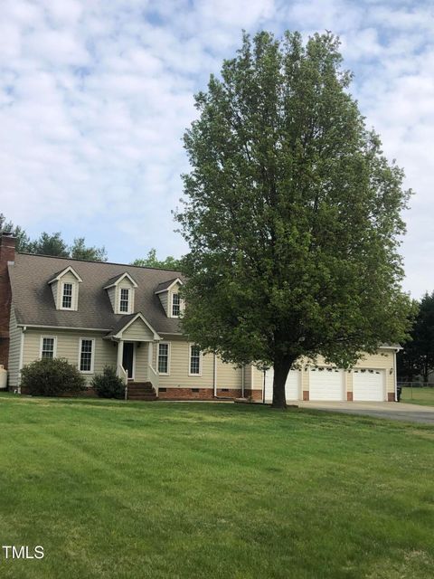 Single Family Residence in Bahama NC 8510 Polaris Drive.jpg