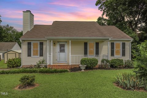 Single Family Residence in Holly Springs NC 321 Raleigh Street.jpg