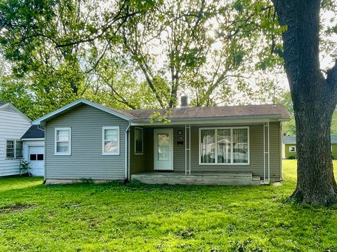 Single Family Residence in Springfield MO 2108 N Park Avenue.jpg