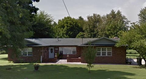 Single Family Residence in Springfield MO 2815 E Loren Street.jpg