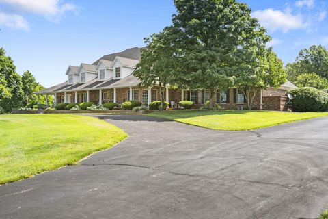 Single Family Residence in Springfield MO 4671 E Beaux Creek Lane.jpg