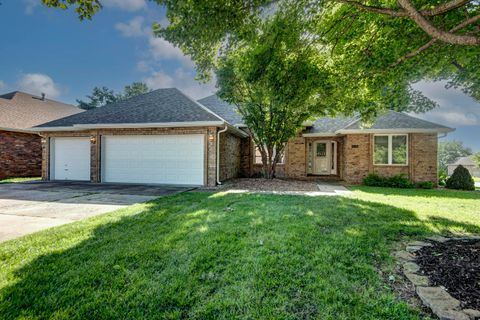 Single Family Residence in Springfield MO 4636 S Turnberry Avenue.jpg
