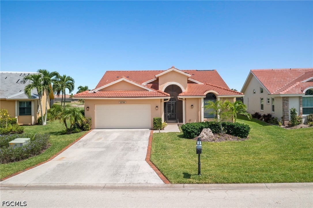 12710 Kelly Palm Dr, Fort Myers, FL 33908 photo