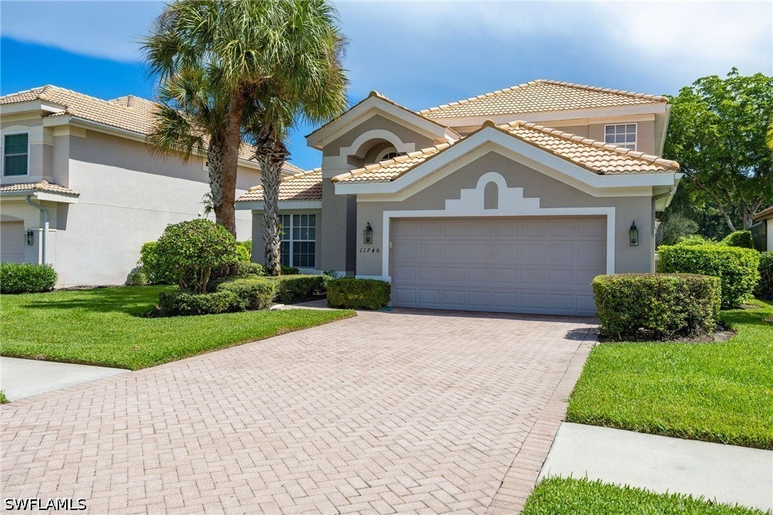 11740 Carradale Ct, Naples, FL 34120