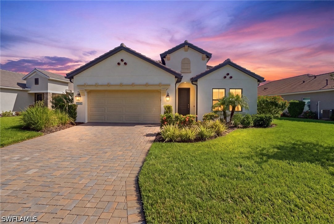 13545 Heritage Preserve Dr, Fort Myers, FL 33905
