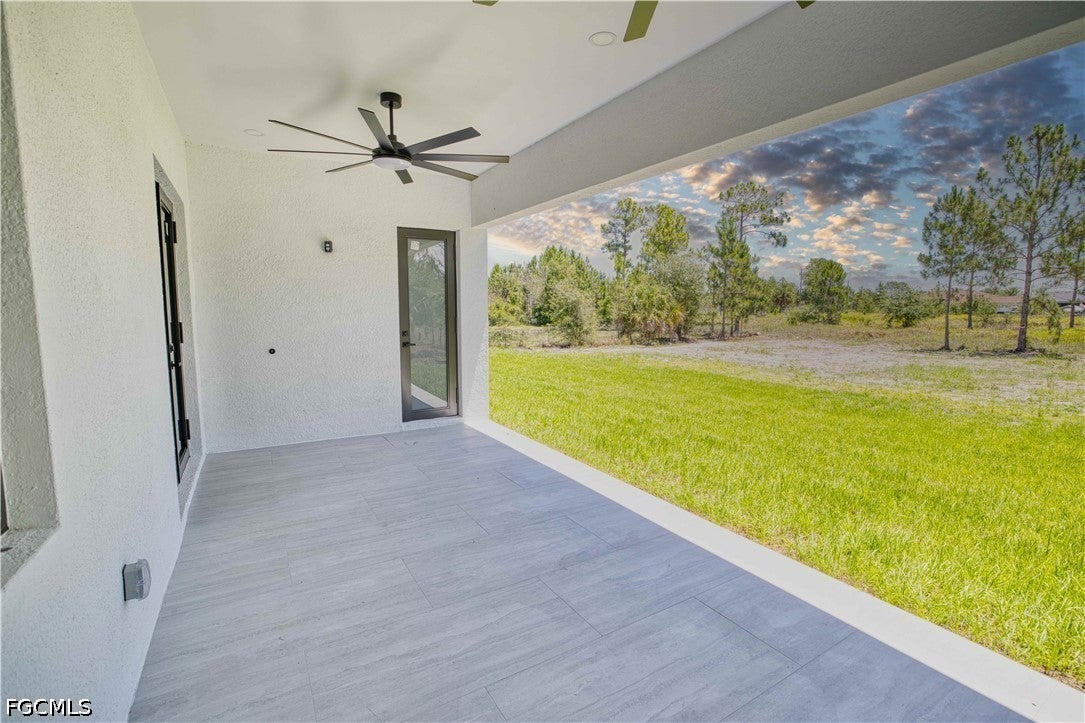 906 Greenwood Ave, Lehigh Acres, FL 33972 photo