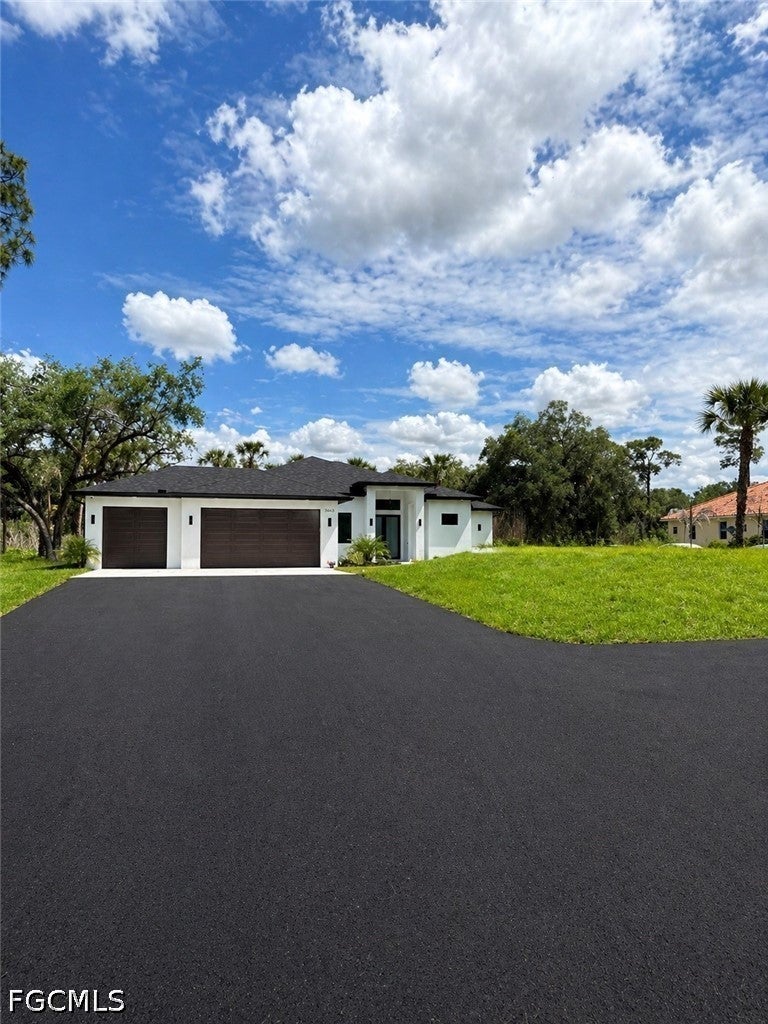 3663 28 Ave, Naples, FL 34117 photo